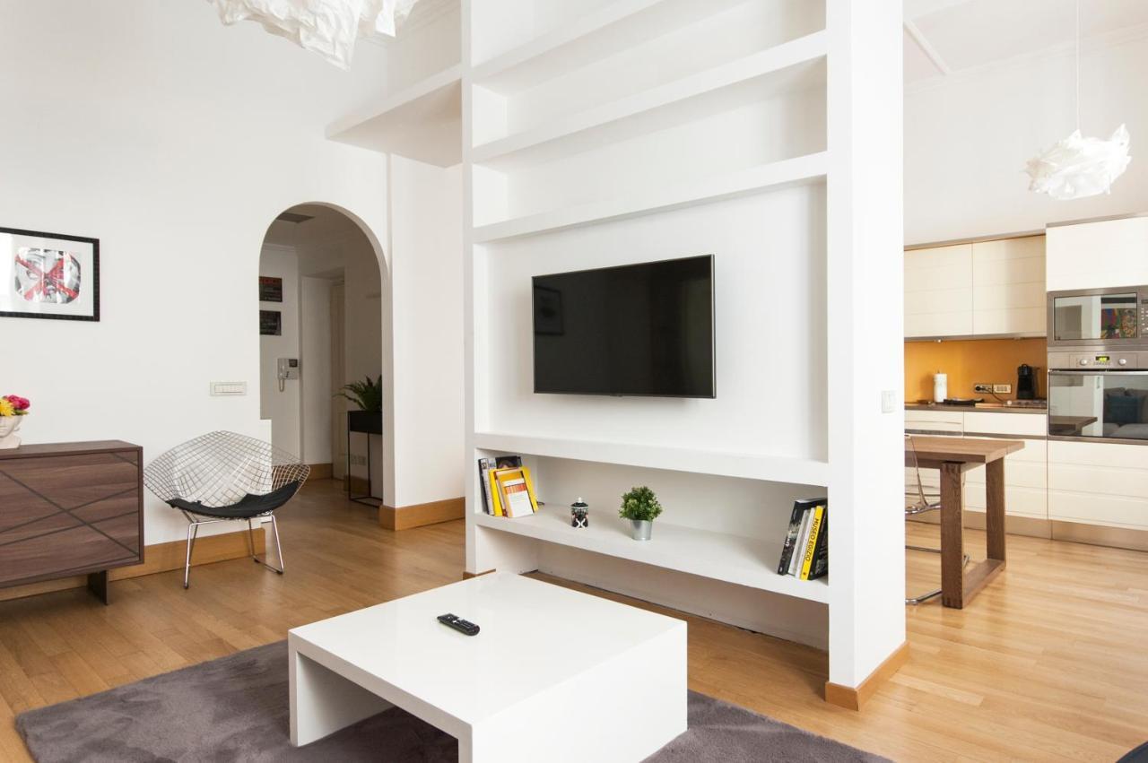 Youhosty - Dei Piatti 3 Apartment Milano Ngoại thất bức ảnh